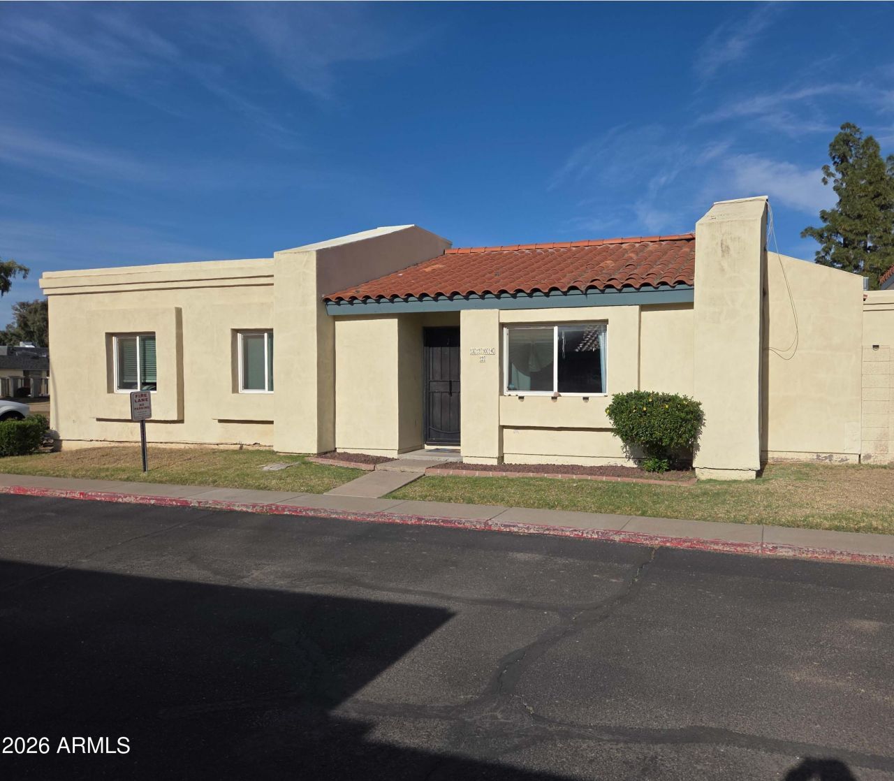 3204 W Loma Lane, Unit 2, Phoenix, AZ 85051 Main Photo