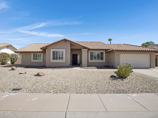 1231 E SUNBURST Lane, Tempe, AZ 85284