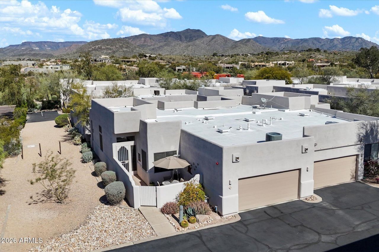 7402 E Hum Road, Unit 13, Carefree, AZ 85377 Main Photo