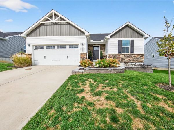 5667 Woodcreek Drive, Middletown, OH 45042
