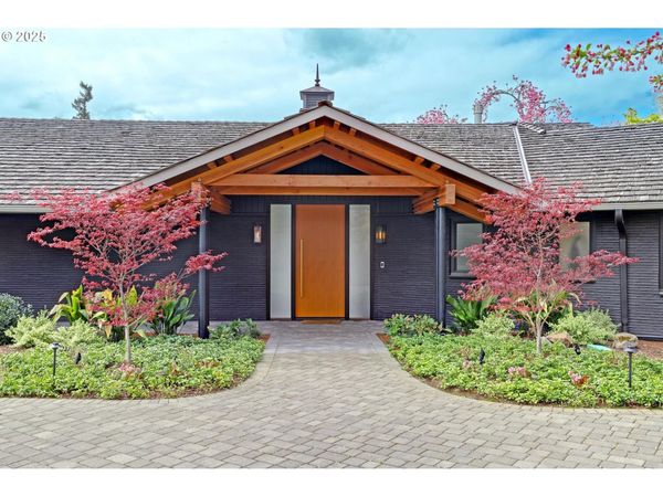 7750 SW MONTCLAIR DR, Portland, OR 97225