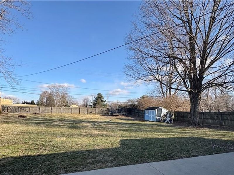 1900 N Belleview Drive, Bellbrook, OH 45305 Photo 21