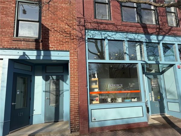 125 W Market Street , Corning, NY 14830