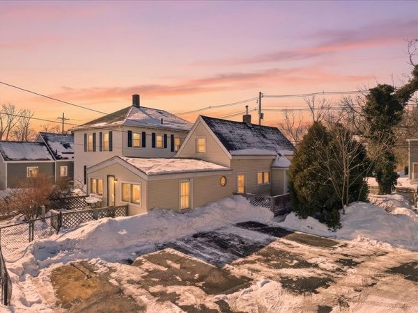 1 Campbell Court, Taunton, MA 02718