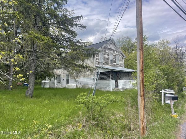 3 Agawam Lane, Altamont, NY 12009