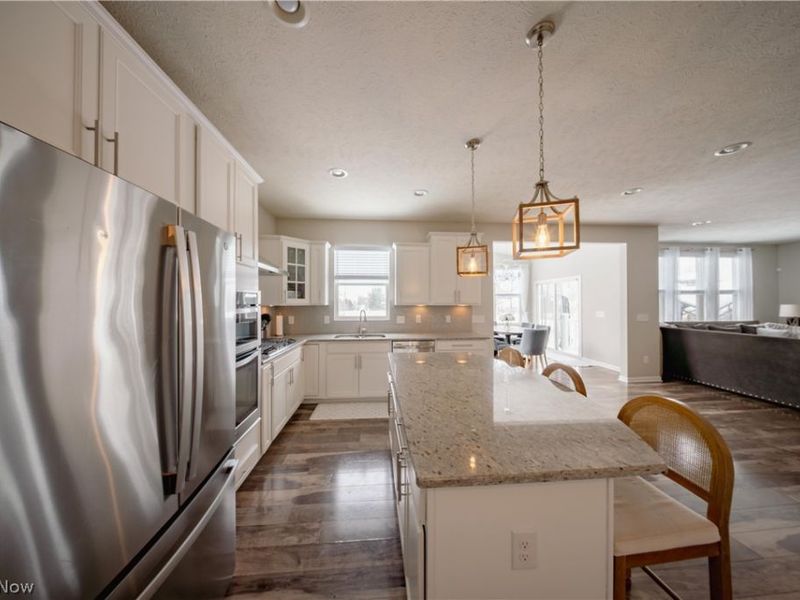 18764 Ledgestone Drive, Strongsville, OH 44149 Photo 6