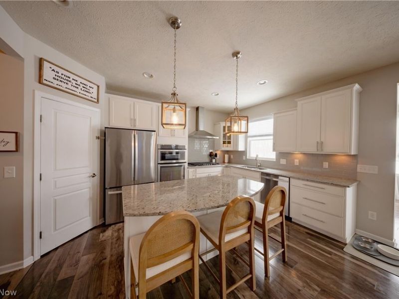 18764 Ledgestone Drive, Strongsville, OH 44149 Photo 9