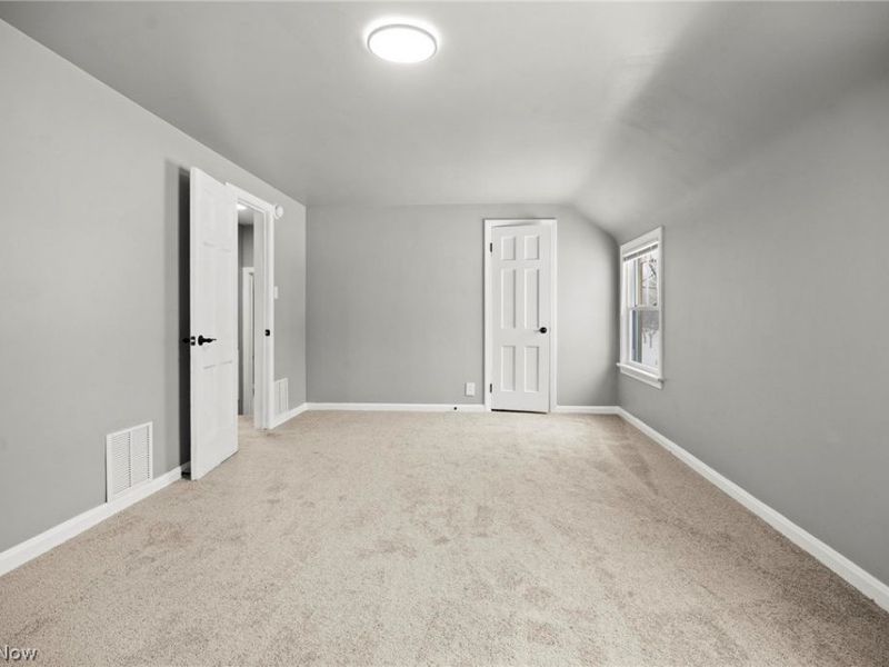 20214 Lanbury Avenue, Warrensville Heights, OH 44122 Photo 18