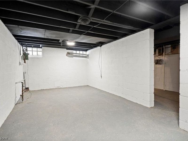 20214 Lanbury Avenue, Warrensville Heights, OH 44122 Photo 22