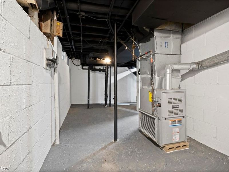 20214 Lanbury Avenue, Warrensville Heights, OH 44122 Photo 23