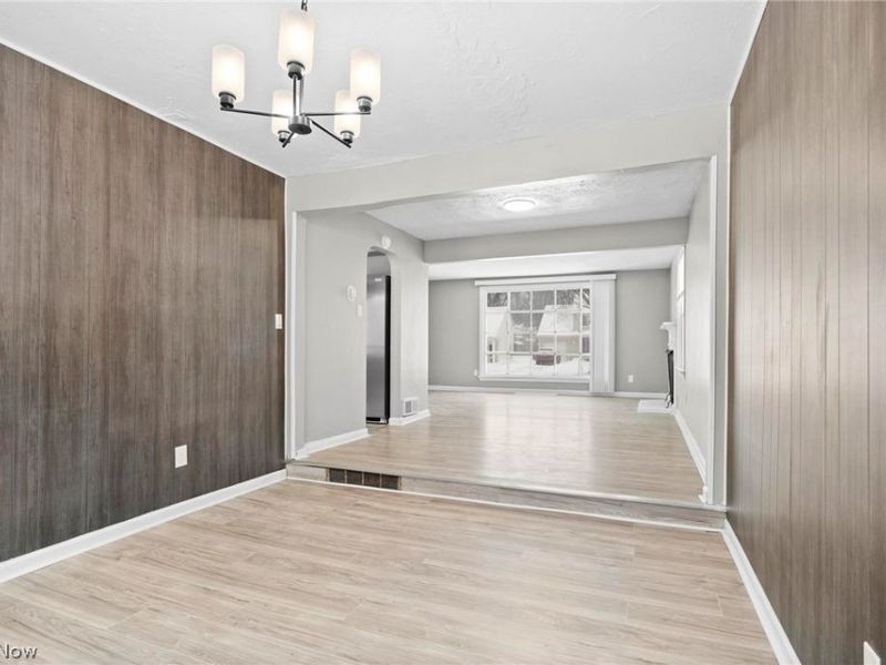 20214 Lanbury Avenue, Warrensville Heights, OH 44122 Photo 5