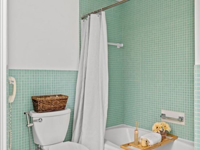 275 N Portage Path, Unit 7B, Akron, OH 44303 Photo 38