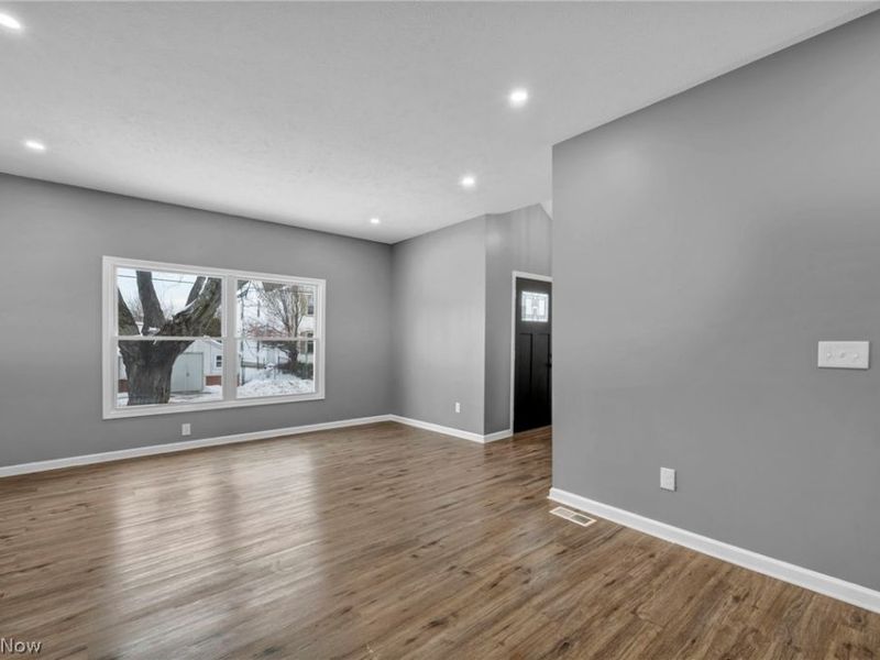 4011 Robert Avenue, Cleveland, OH 44109 Photo 10