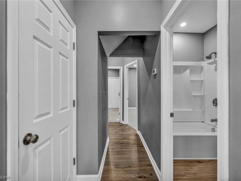 4011 Robert Avenue, Cleveland, OH 44109 Photo 15