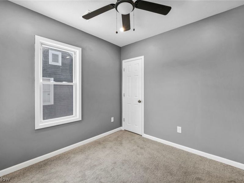 4011 Robert Avenue, Cleveland, OH 44109 Photo 32