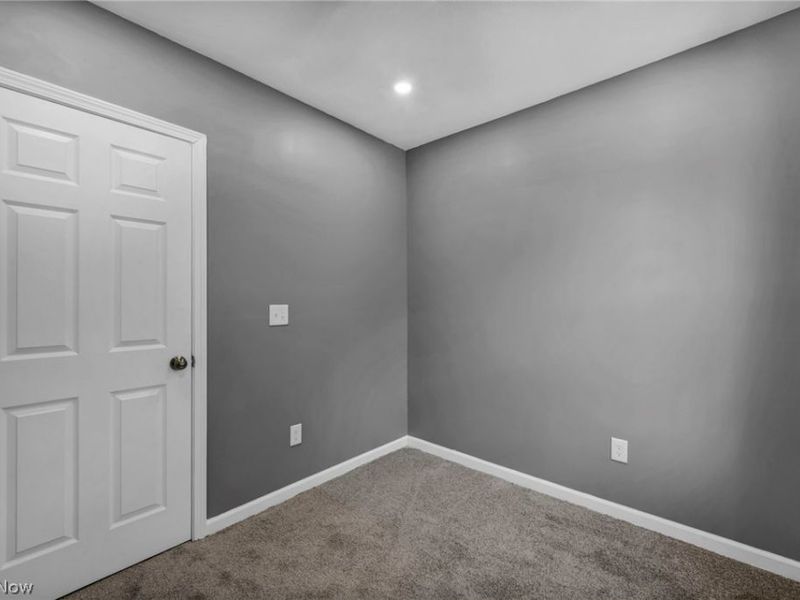 4011 Robert Avenue, Cleveland, OH 44109 Photo 36