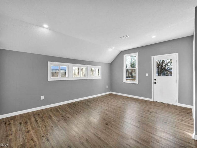 4011 Robert Avenue, Cleveland, OH 44109 Photo 45