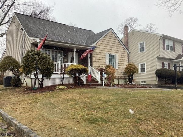 272 Westfield Ave, Clark, NJ 07066