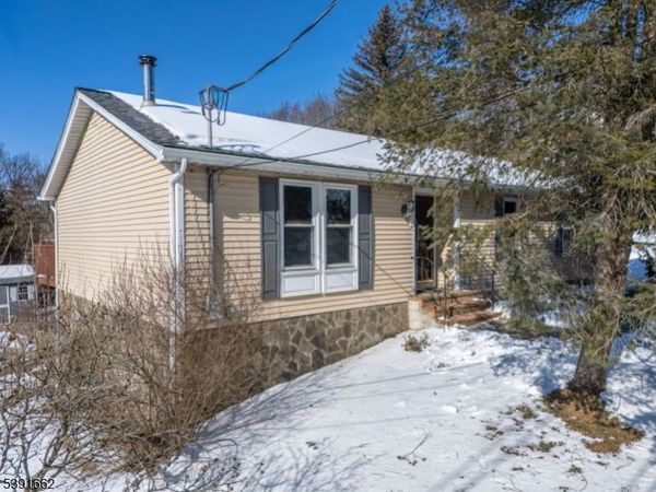 13 Fairview Avenue, High Bridge, NJ 08829