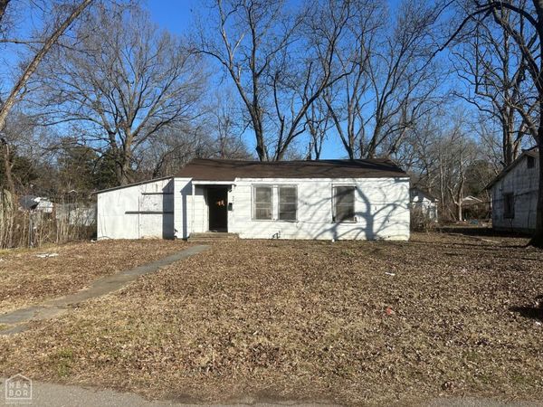 242 N 8th, West Helena, AR 72390