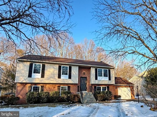 6887 KANGAROO DRIVE, WALDORF, MD 20603