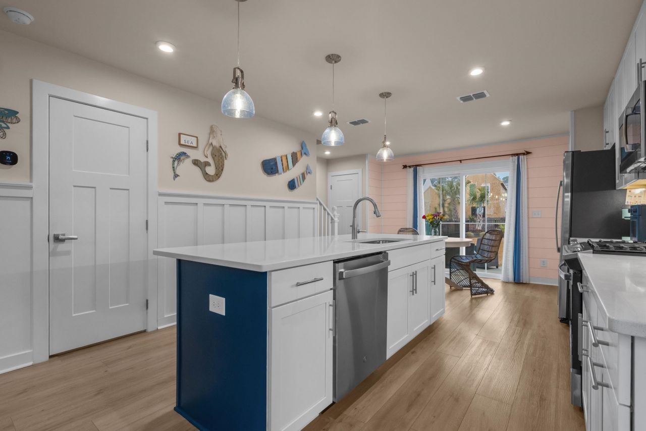 9000 Mabel Ct. Photo 15