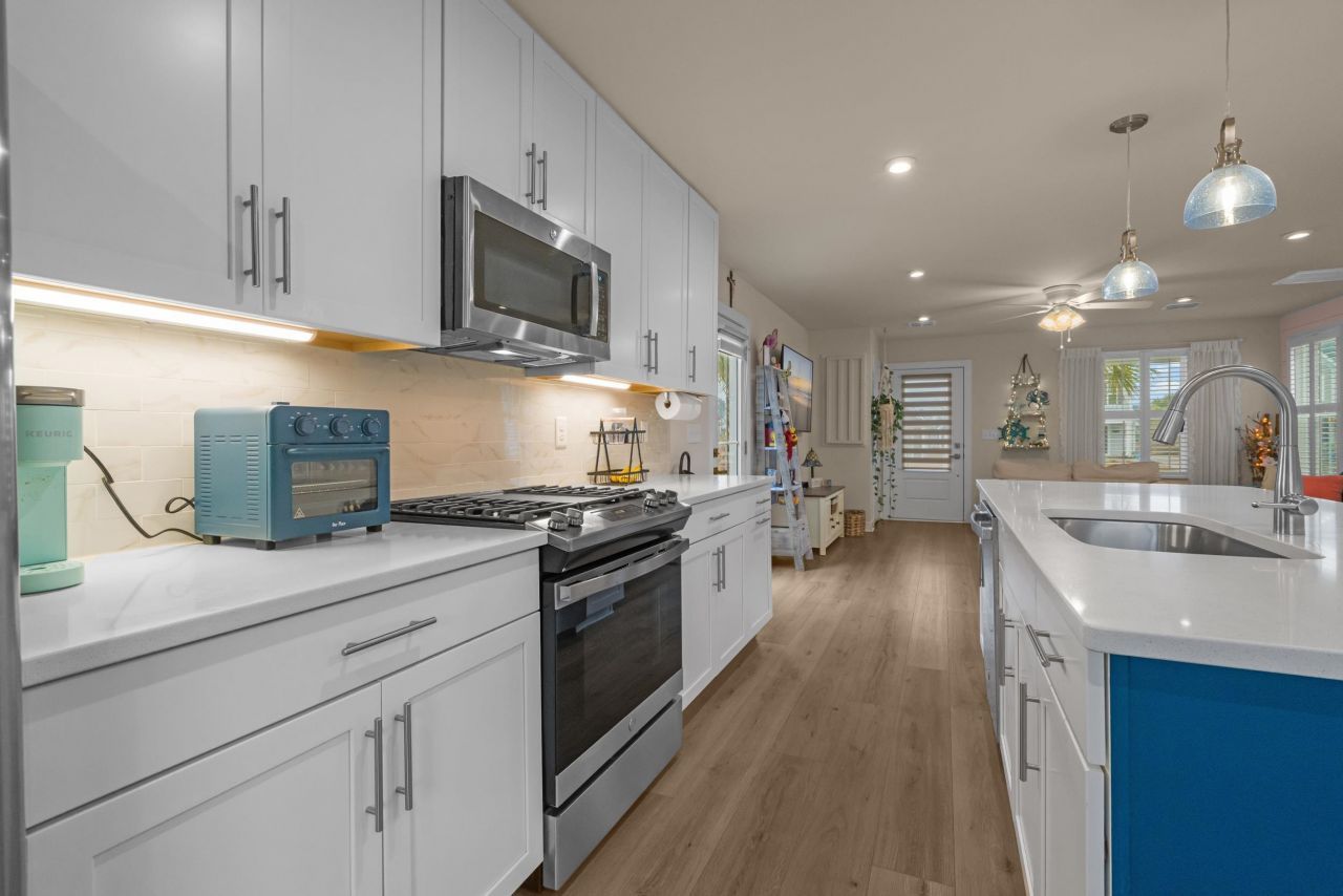 9000 Mabel Ct. Photo 17