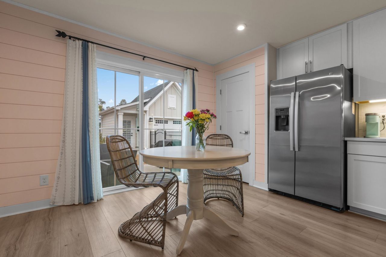 9000 Mabel Ct. Photo 18