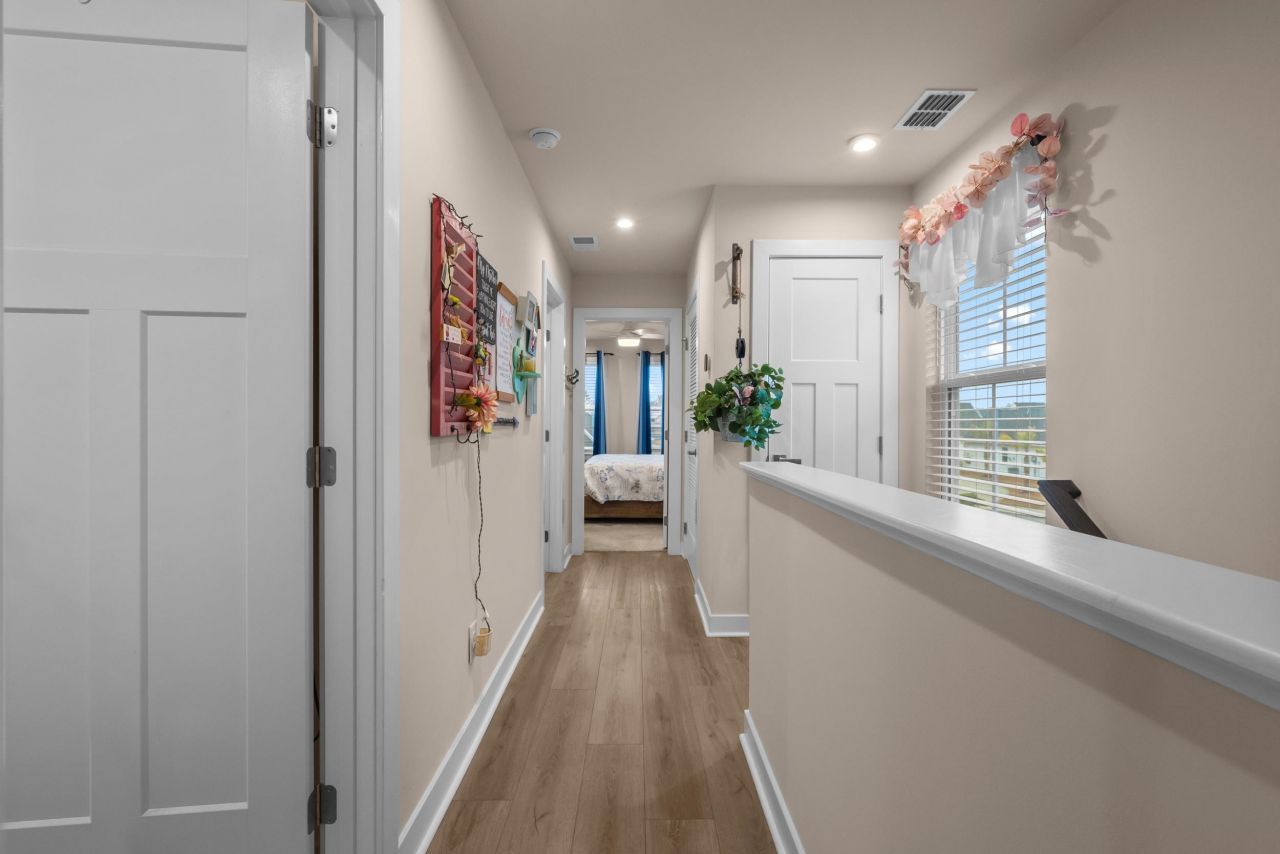 9000 Mabel Ct. Photo 21
