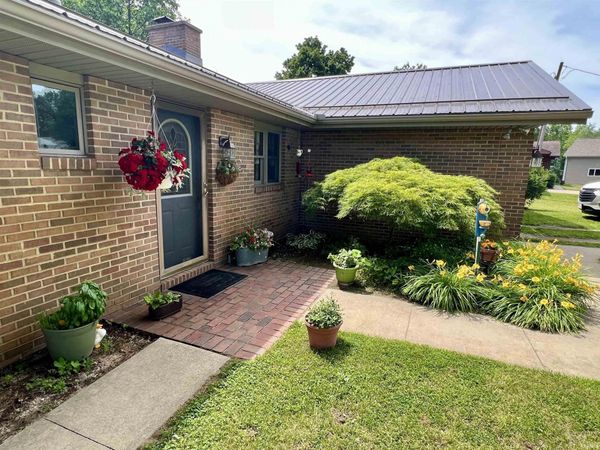 17235 Tomahawk Trail, Plymouth, IN 46563