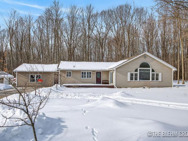 5141 90th Avenue, Lakeview, MI 48850