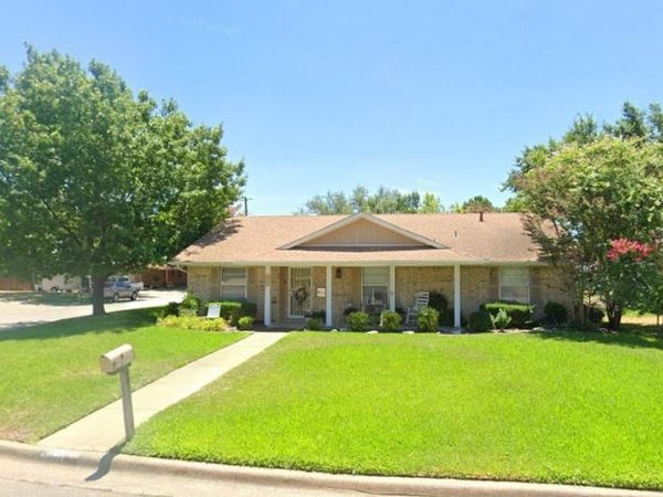101 Noel Street, Waxahachie, TX 75165