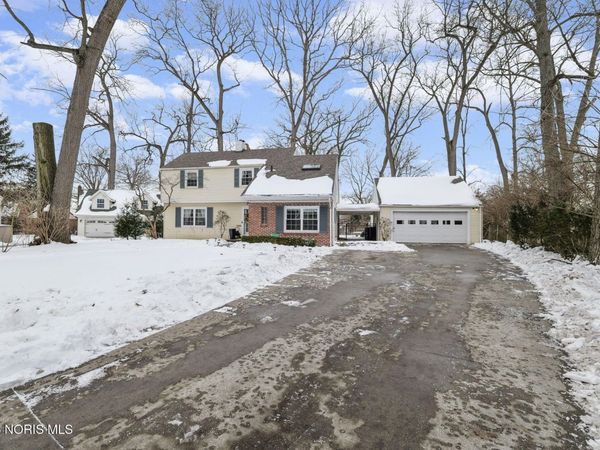 3456 Gallatin Road, Ottawa Hills, OH 43606