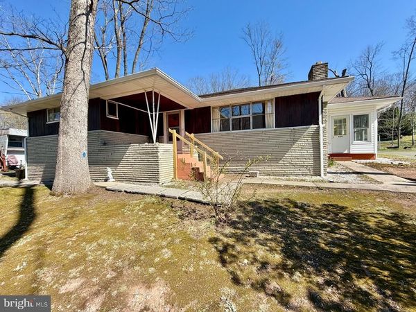 624 RAYSTOWN ROAD, EVERETT, PA 15537
