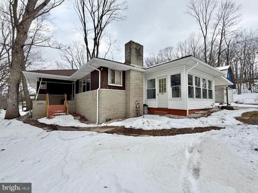624 RAYSTOWN ROAD, EVERETT, PA 15537