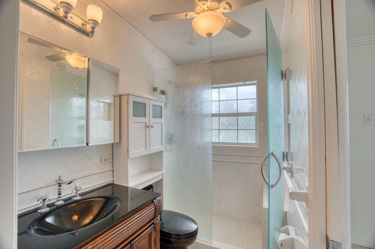 131 Harbor Drive, Tavernier, FL 33070 Photo