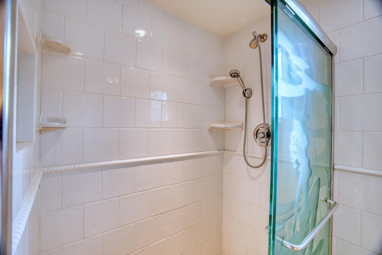 131 Harbor Drive, Tavernier, FL 33070 Photo