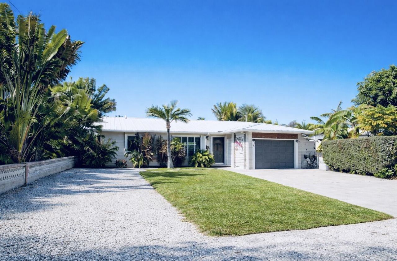 21 Bougainvillea Avenue, Key Haven, FL 33040 Photo