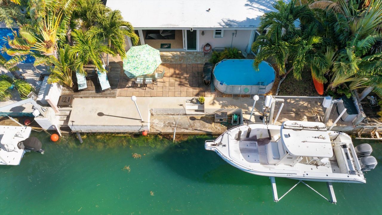 21 Bougainvillea Avenue, Key Haven, FL 33040 Photo