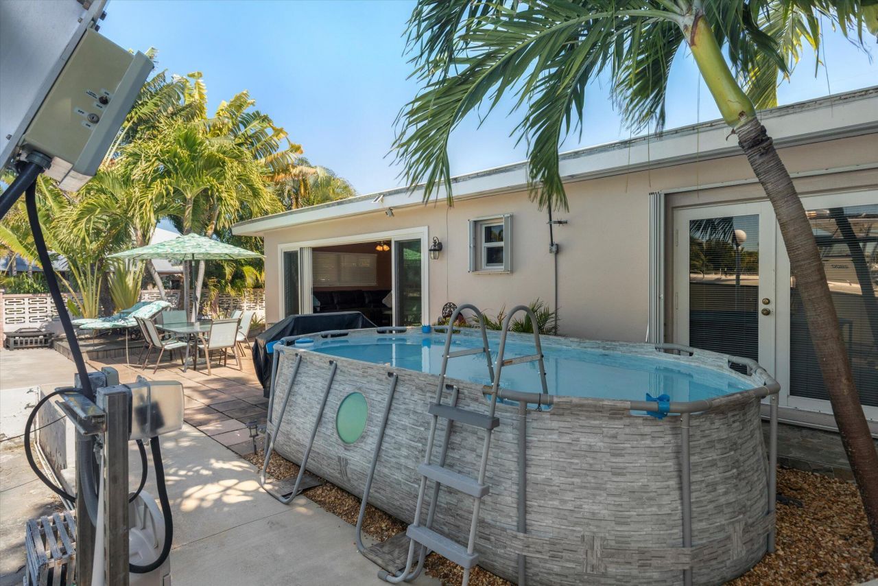 21 Bougainvillea Avenue, Key Haven, FL 33040 Photo