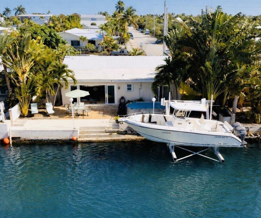 21 Bougainvillea Avenue, Key Haven, FL 33040 Photo