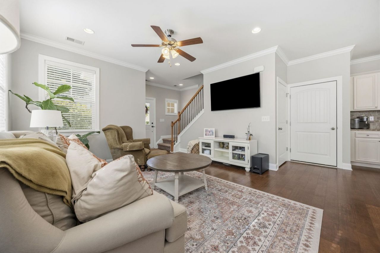 14 Turnbridge Ct. Photo 9