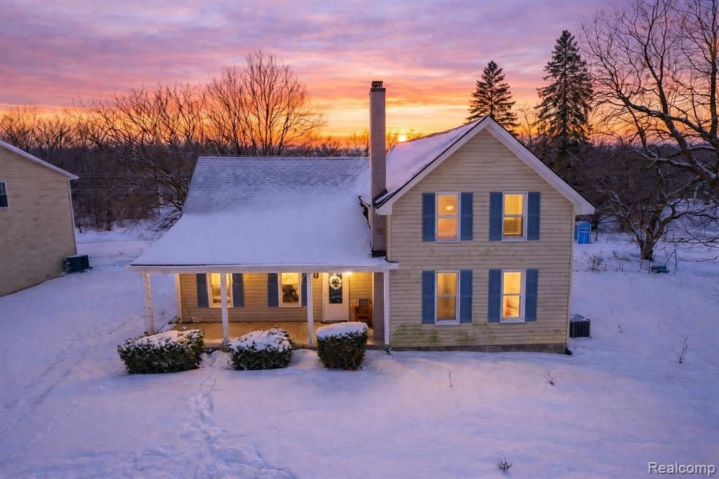 49675 S Interstate 94 Service Drive, Belleville, MI 48111 Main Photo