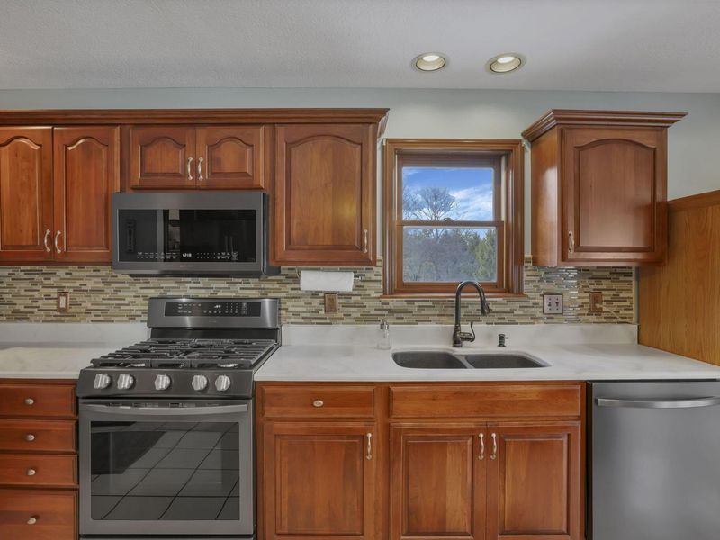 9522 Timberbank Circle NW, Pickerington, OH 43147 Photo 10