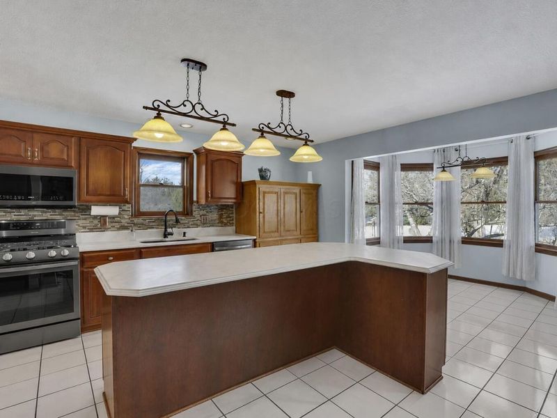 9522 Timberbank Circle NW, Pickerington, OH 43147 Photo 7