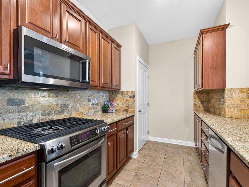 495 Westgreen Lane, Westerville, OH 43082 Photo 6