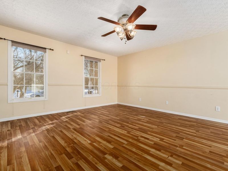 1517 S Hunters Drive, Newark, OH 43055 Photo 14