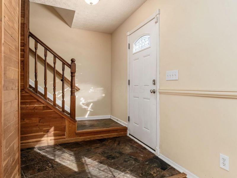 1517 S Hunters Drive, Newark, OH 43055 Photo 15