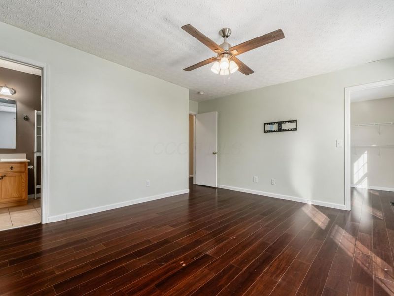 1517 S Hunters Drive, Newark, OH 43055 Photo 17