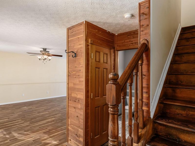 1517 S Hunters Drive, Newark, OH 43055 Photo 4